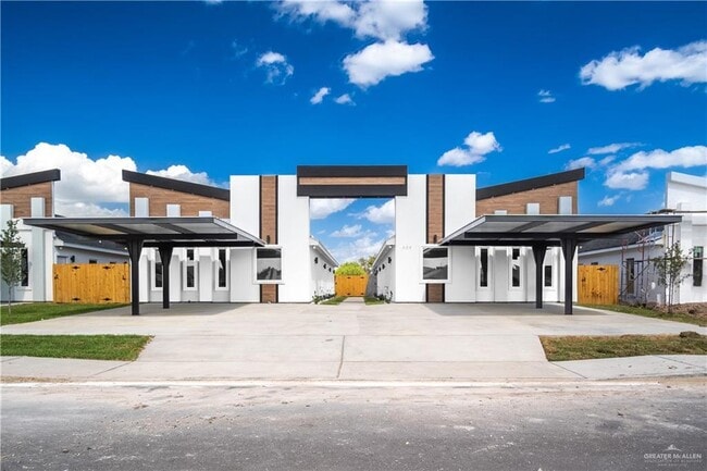 property at 604 N Onyx Ave
