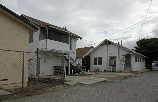 455 N 7th St in Colton, CA - Foto de edificio - Building Photo