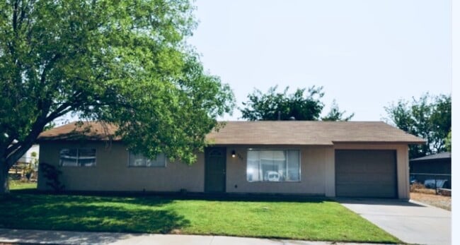 property at 352 Saguaro Drive