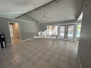 3969 Green Leaf Dr in Las Vegas, NV - Building Photo - Building Photo