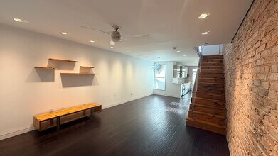 2300 Ontario Rd NW in Washington, DC - Building Photo - Building Photo