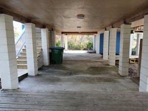 669 Bald Point Rd in Panacea, FL - Building Photo - Building Photo