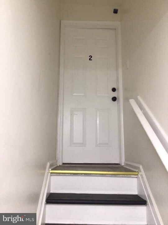 1715 W Lexington St in Baltimore, MD - Building Photo