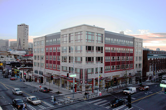 The Broadway Crossing in Seattle, WA - Foto de edificio - Building Photo