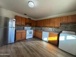 7508 E Holly St in Scottsdale, AZ - Building Photo - Building Photo