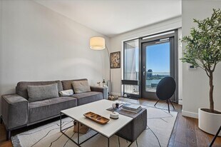 99 Hudson St in Jersey City, NJ - Building Photo