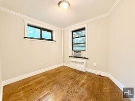 E 29TH ST. in New York, NY - Building Photo