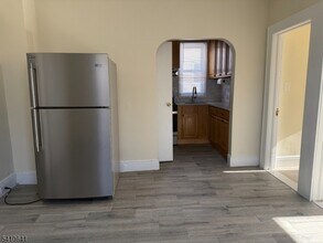 557 Gregory Ave in Passaic, NJ - Building Photo - Building Photo