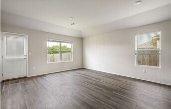 11901 KAMERON Wy in Yukon, OK - Building Photo - Building Photo