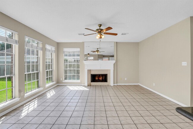 property at 4407 Magnolia Ln