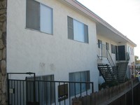 2228 I Ave in National City, CA - Foto de edificio - Building Photo