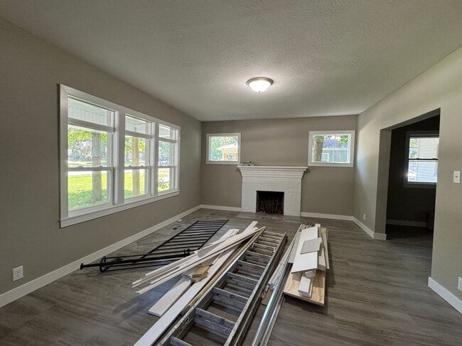1205 S National Ave in Springfield, MO - Building Photo - Building Photo