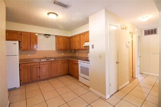 3604 Swindell Rd in Lakeland, FL - Building Photo - Building Photo