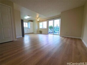 95-1041-1041 ?Ainamakua Dr in Mililani, HI - Building Photo - Building Photo