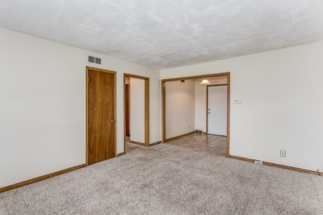 property at 637 S Apache Dr