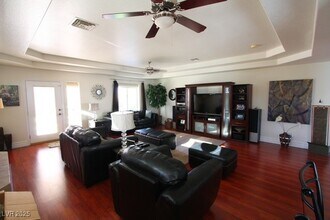 7916 Canley Ave in Las Vegas, NV - Building Photo - Building Photo