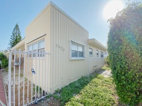 7975 Crespi Blvd in Miami Beach, FL - Building Photo - Building Photo