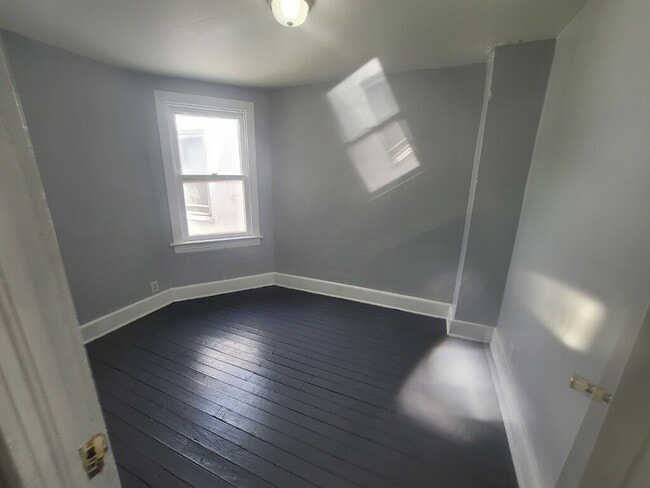 742 W King St in Martinsburg, WV - Building Photo - Building Photo