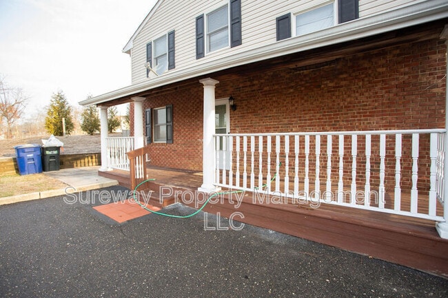 99 Grant Ave in Moorestown, NJ - Building Photo - Building Photo