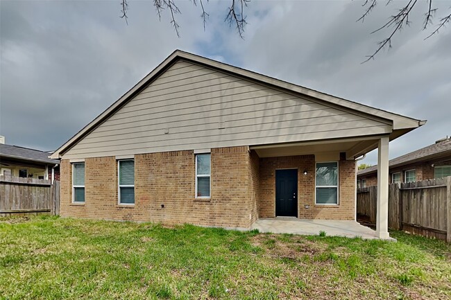 property at 9435 Edgeloch Dr