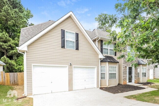 property at 11640 Registry Blvd