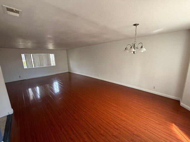 818 S Ramona St in San Gabriel, CA - Building Photo - Building Photo