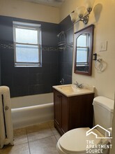 4823 N Springfield Ave, Unit 2E in Chicago, IL - Building Photo - Building Photo