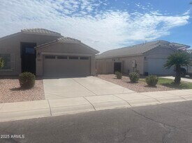 3831 E Wyatt Way in Gilbert, AZ - Building Photo