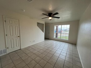 1210 Industrial Apt C in Killeen, TX - Building Photo - Building Photo