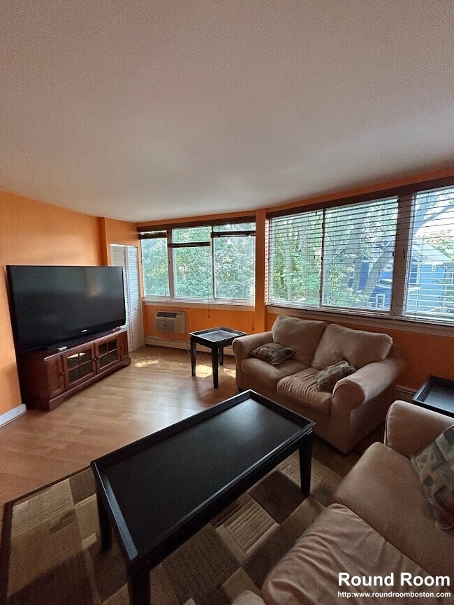 property at 516 Green St