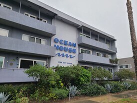 1200 E Ocean Blvd in Long Beach, CA - Building Photo