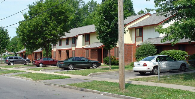 634-650 1/2 Gifford St in Syracuse, NY - Building Photo - Building Photo