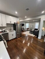 25 Pleasant St, Unit 1 in Boston, MA - Building Photo