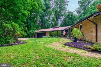 5475 Green Bridge Rd in Dayton, MD - Building Photo - Building Photo