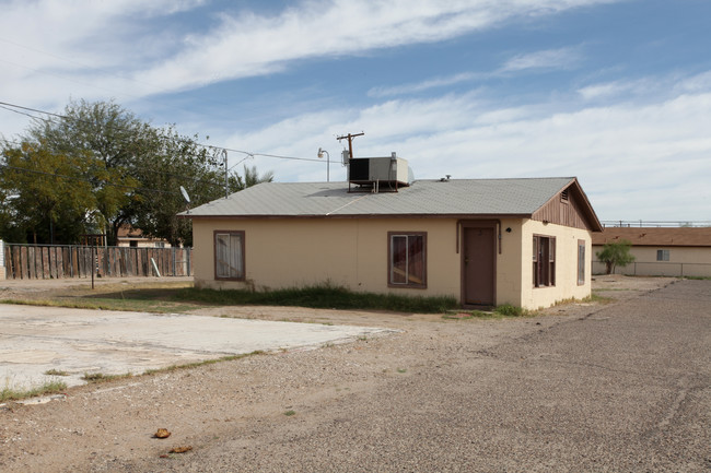 516-520 W 12th St in Casa Grande, AZ - Building Photo - Building Photo