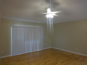 1040 Pineview Ct in Apopka, FL - Building Photo - Building Photo