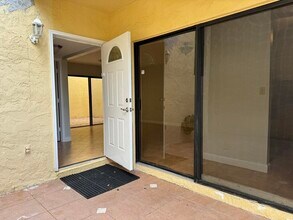 22378 Pineapple Walk Dr in Boca Raton, FL - Building Photo - Building Photo