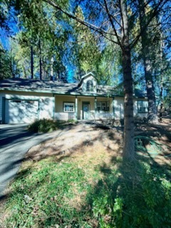 13550 Loma Rica Dr in Grass Valley, CA - Building Photo