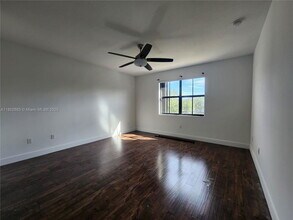 22433 SW 102nd Ave in Miami, FL - Building Photo - Building Photo