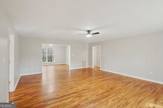 2024 Fischer Rd in Sharpsburg, GA - Building Photo - Building Photo