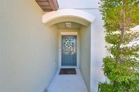 10351 Alder Green Dr in Riverview, FL - Foto de edificio - Building Photo