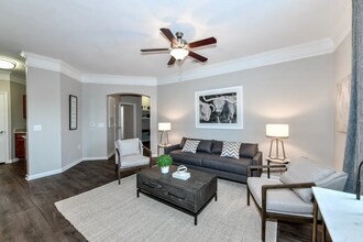 2960 Synott Rd in Houston, TX - Building Photo - Building Photo