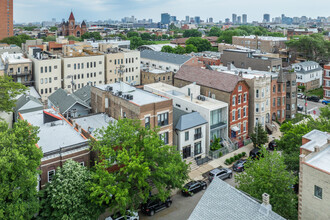 1416 W Superior St in Chicago, IL - Building Photo - Building Photo