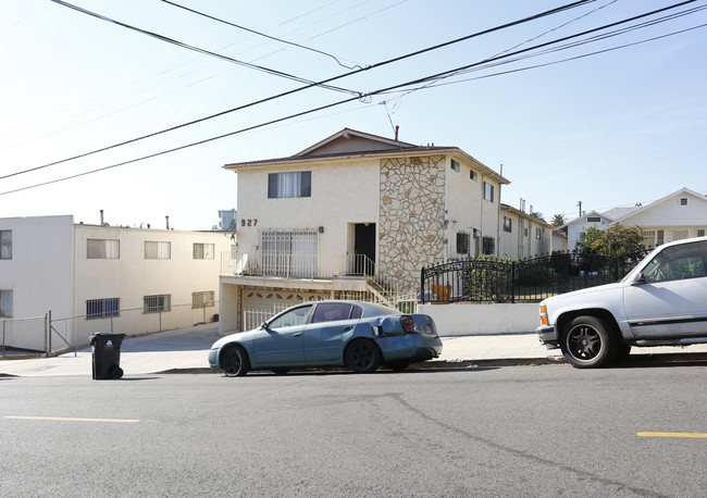 927 Centennial St in Los Angeles, CA - Foto de edificio - Building Photo