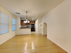 2549 E Bart St in Gilbert, AZ - Foto de edificio - Building Photo