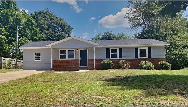 2609 Aden Pl in Fayetteville, NC - Building Photo