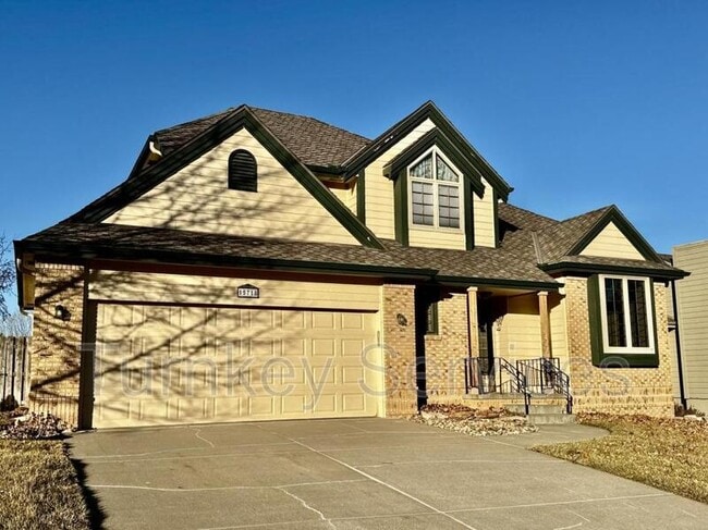 property at 15718 Lafayette Ave