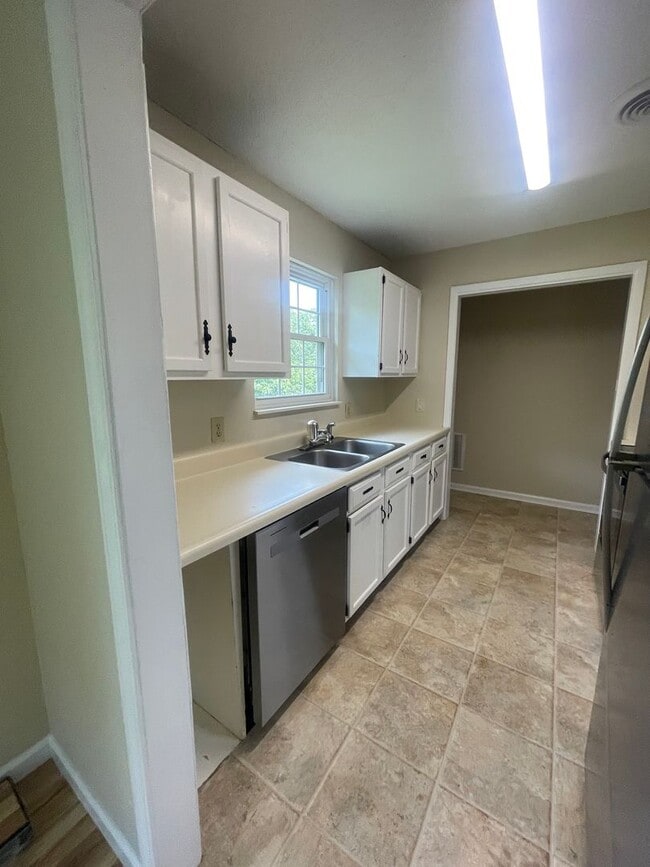 275 Cherokee Trail in Seymour, TN - Building Photo - Building Photo