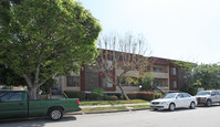 324 W Maple St in Glendale, CA - Foto de edificio - Building Photo