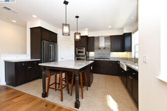 3808 Camino Lp in Dublin, CA - Building Photo - Building Photo